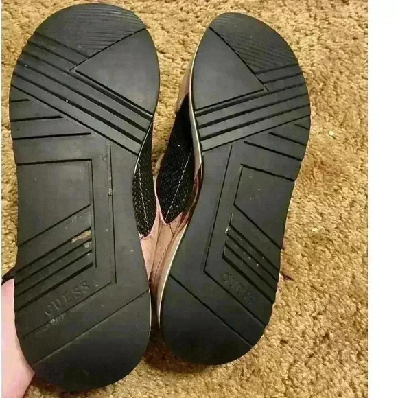 Guess Marilyn Mesh Glitter Sneaker Size 7 - Picture 6 of 8